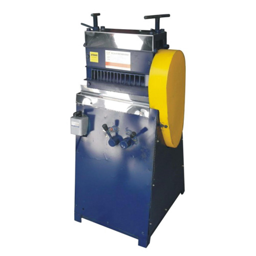 918-D-1 (large crimping machine) Màquina de pelat de cables